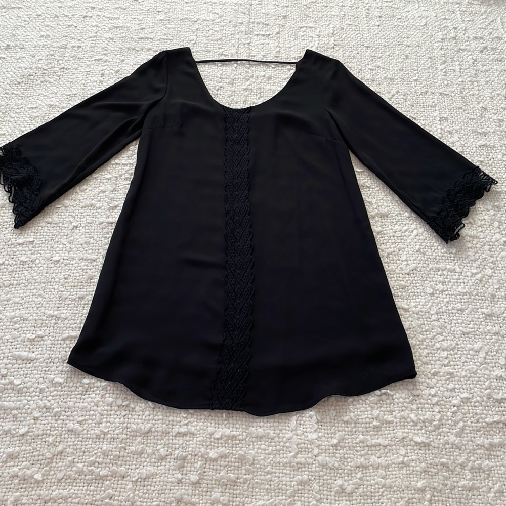 ASTR black shift dress with lace details and flare sleeves